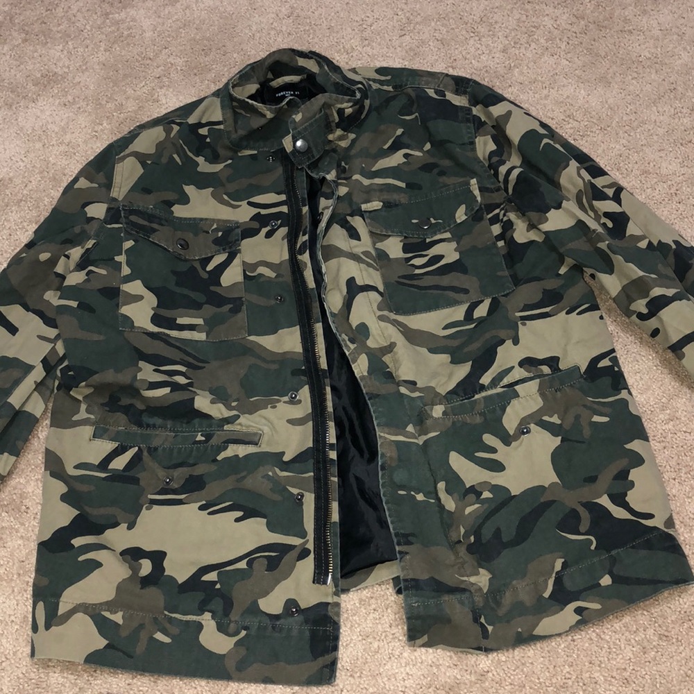MENS Forever 21 Camo jacket